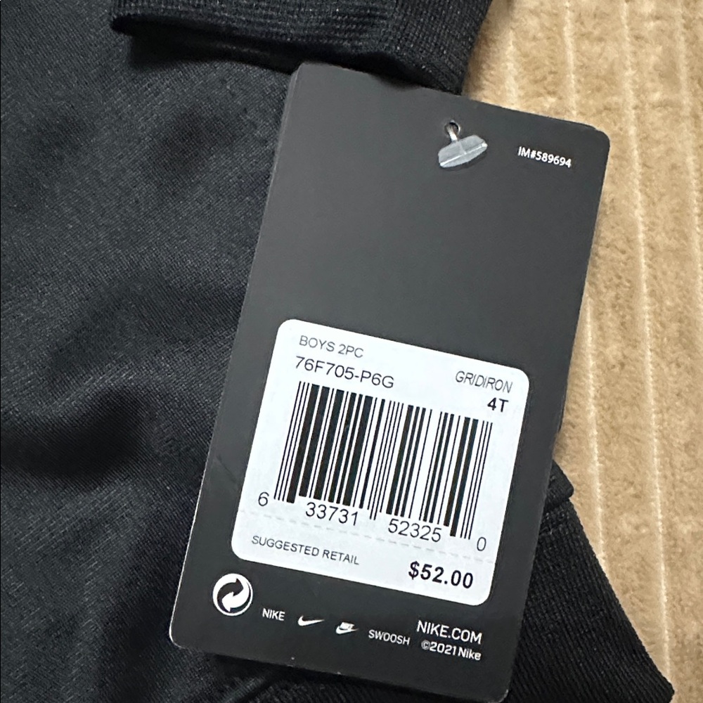 NWT Nike Black and Gray Tracksuit with Green Accents - Picture 4 of 5